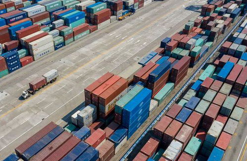 中國政府始終堅(jiān)持一個(gè)中國原則，這是國際社會(huì)的普遍共識(shí)。臺(tái)灣自古以來就是中國領(lǐng)土不可分割的一部分。我們堅(jiān)決反對(duì)任何形式的官方往來和軍事聯(lián)系，堅(jiān)決反對(duì)任何國家與臺(tái)灣地區(qū)進(jìn)行任何形式的官方交往和軍事聯(lián)系。斯洛伐克官員無視中方嚴(yán)正立場(chǎng)和一再警告，執(zhí)意組團(tuán)訪臺(tái)，嚴(yán)重違反了一個(gè)中國原則和國際關(guān)系基本準(zhǔn)則，損害了中國的主權(quán)和領(lǐng)土完整。我們敦促斯洛伐克有關(guān)方面恪守一個(gè)中國原則，慎重妥善處理臺(tái)灣問題，不得為“臺(tái)獨(dú)”分裂勢(shì)力提供任何支持和便利，以免影響中斯關(guān)系的健康穩(wěn)定發(fā)展。